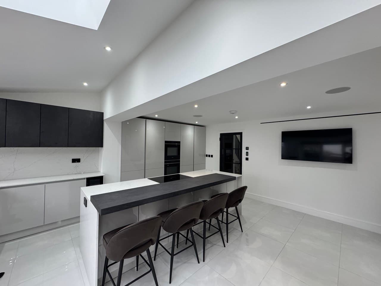 Wrap-Around Extension