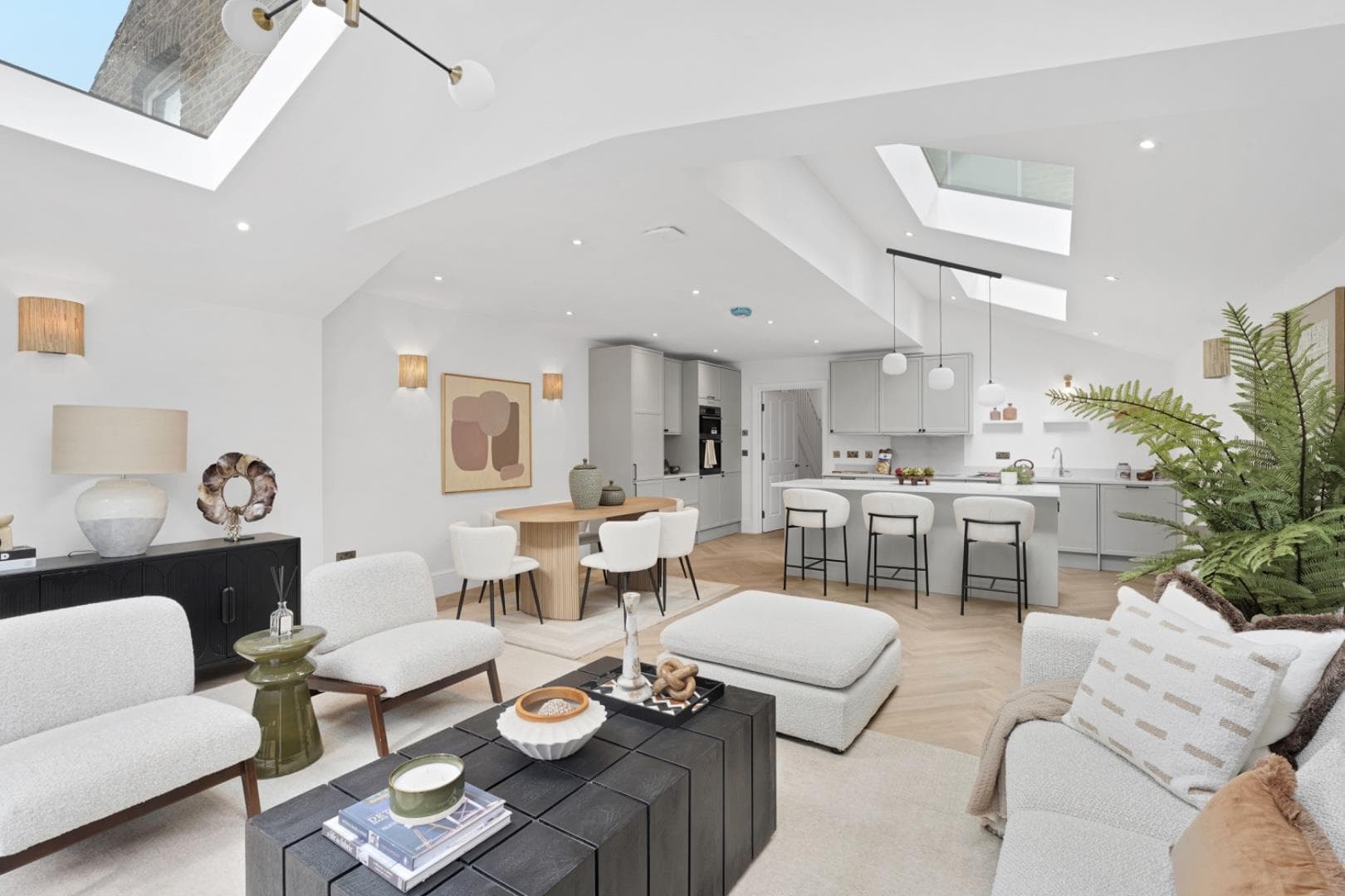 Milkwood Road - living area